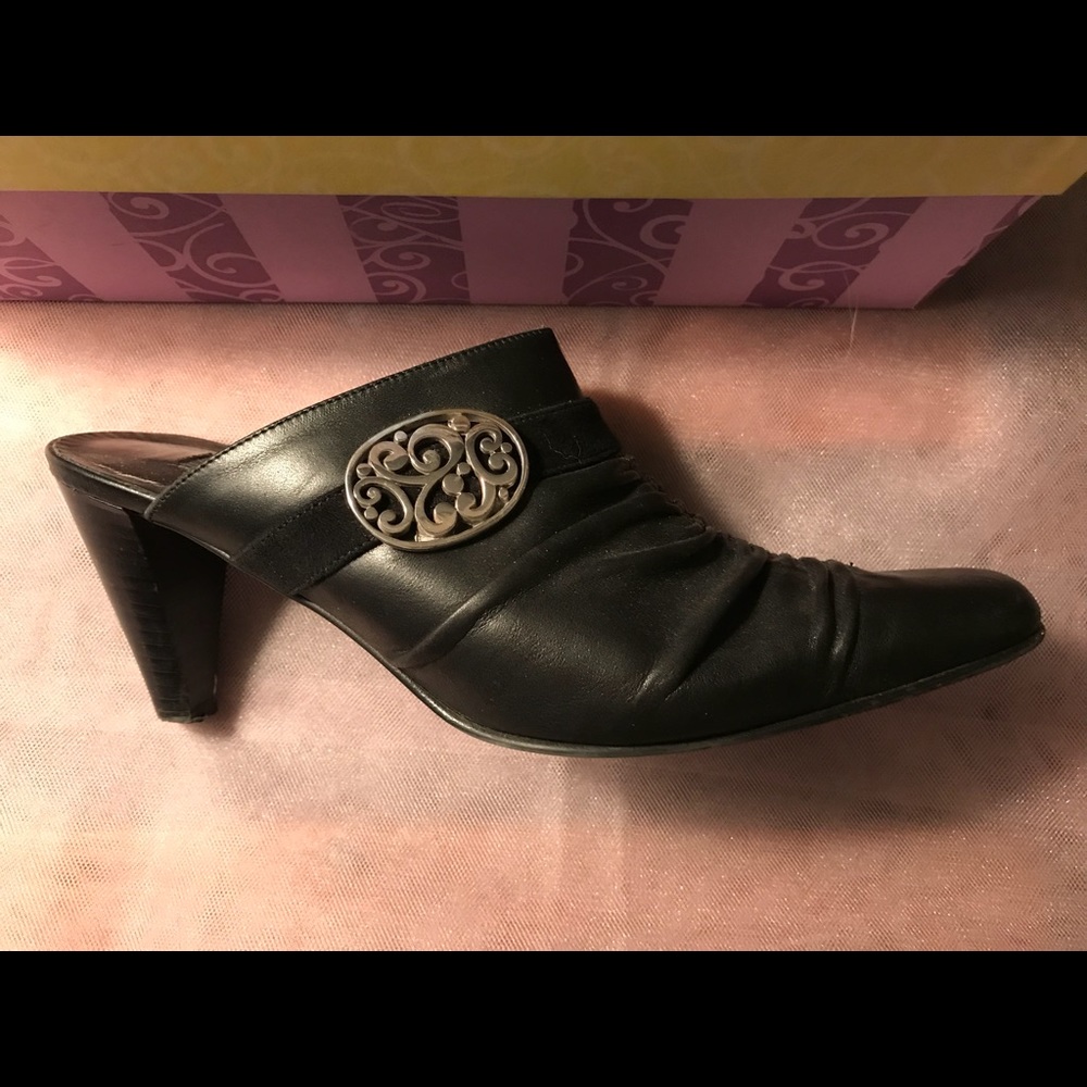 Brighton “Rave” black leather mule