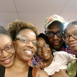 Meet your Posher, Lorraine