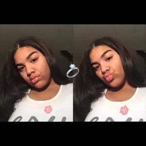 Meet your Posher, Niia