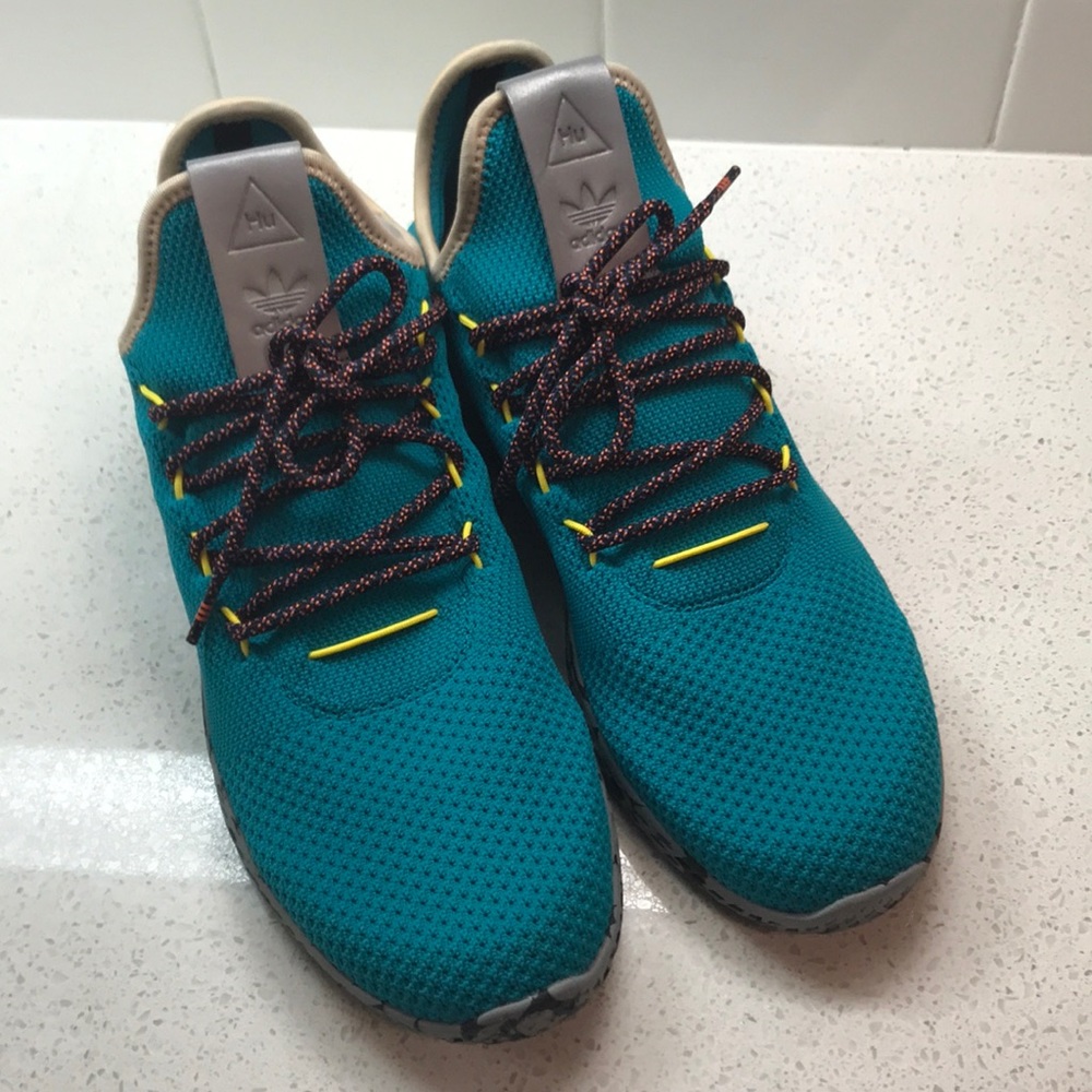 adidas Tennis HU Pharrell Teal • size 10