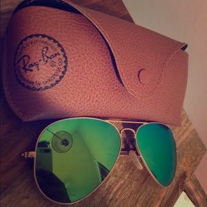 Ray Ban Aviator , pre-owned , like new