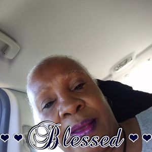 Meet your Posher, Carla