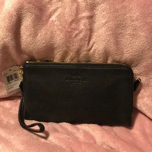 Coach Pebbled Leather Double Zip Wristlet 🖤