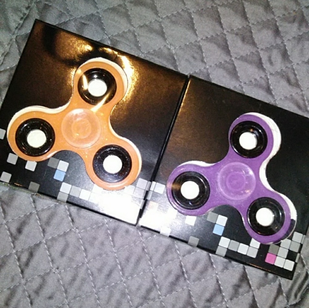 glow in the dark flip spinner bundle