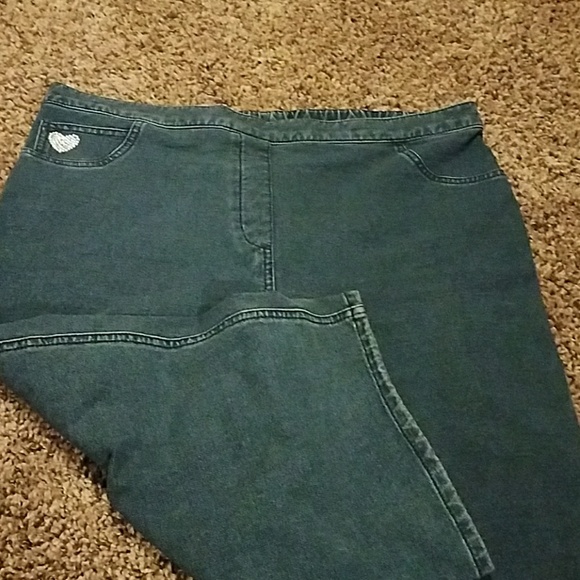 quacker factory dream jeans capris
