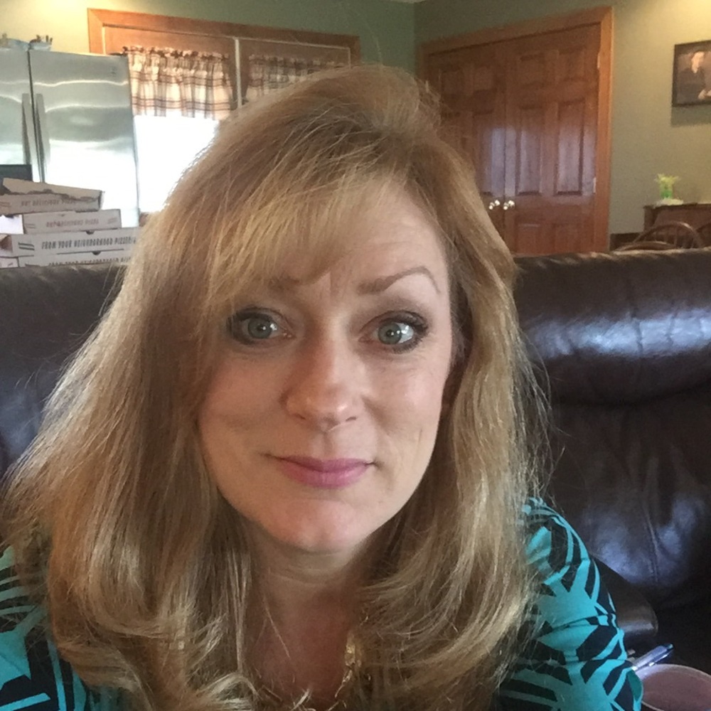 Meet your Posher, Debra