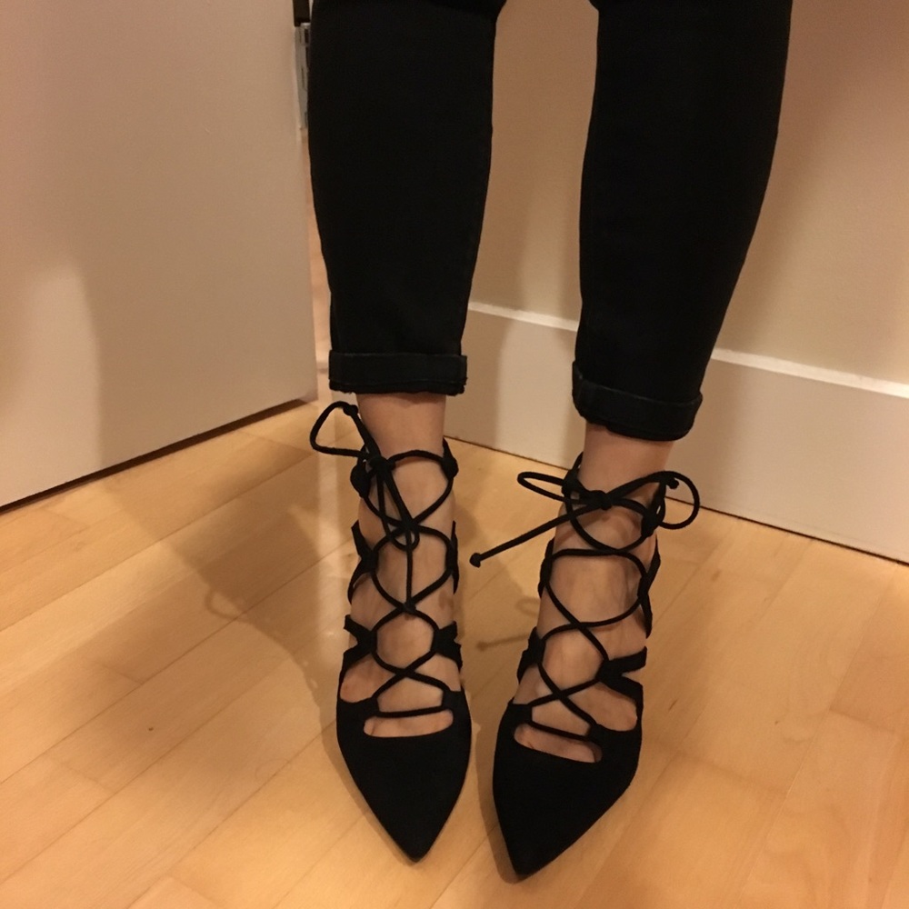 Stuart Weitzman Excite Pump in Black Suede