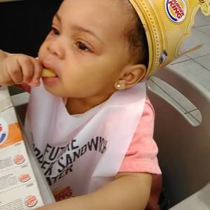 Meet your Posher, Vanetta