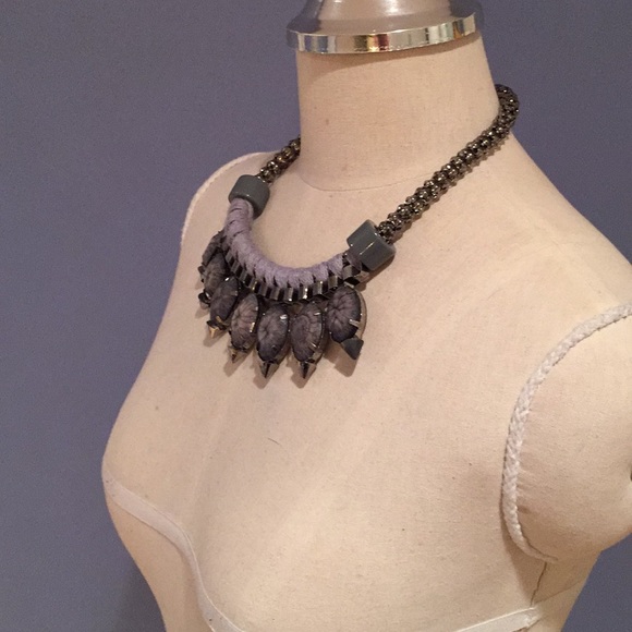 Statement Necklace Silver Gray Chain w Stones - Picture 3 of 4