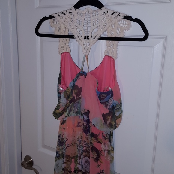 City Triangles Floral Dress - Picture 4 of 6