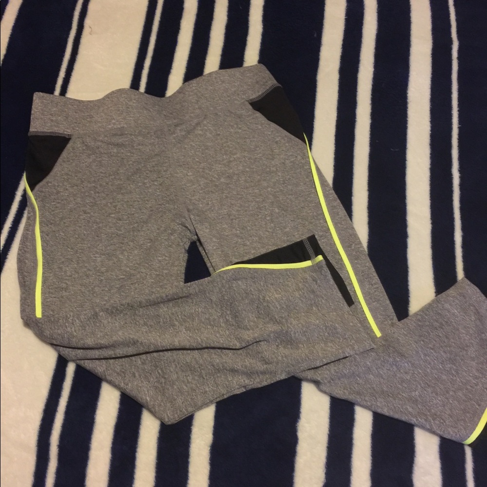 Workout pants