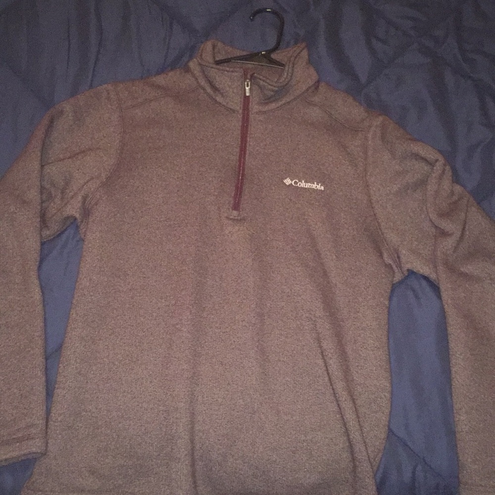 Columbia pullover sweatshirt