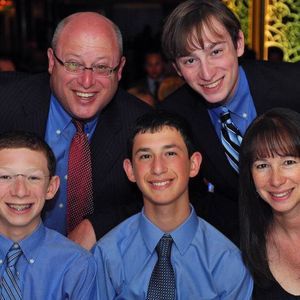 Meet your Posher, Roy