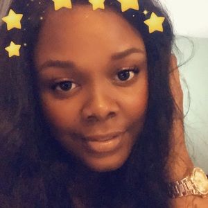 Meet your Posher, Victoria