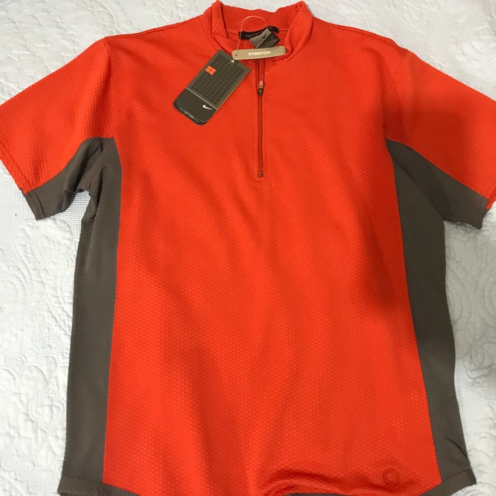 Sports shirt