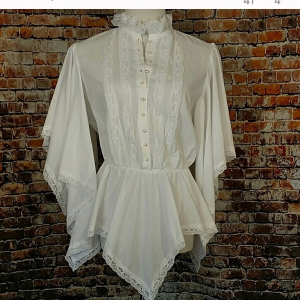 White boho lace trim drape blouse