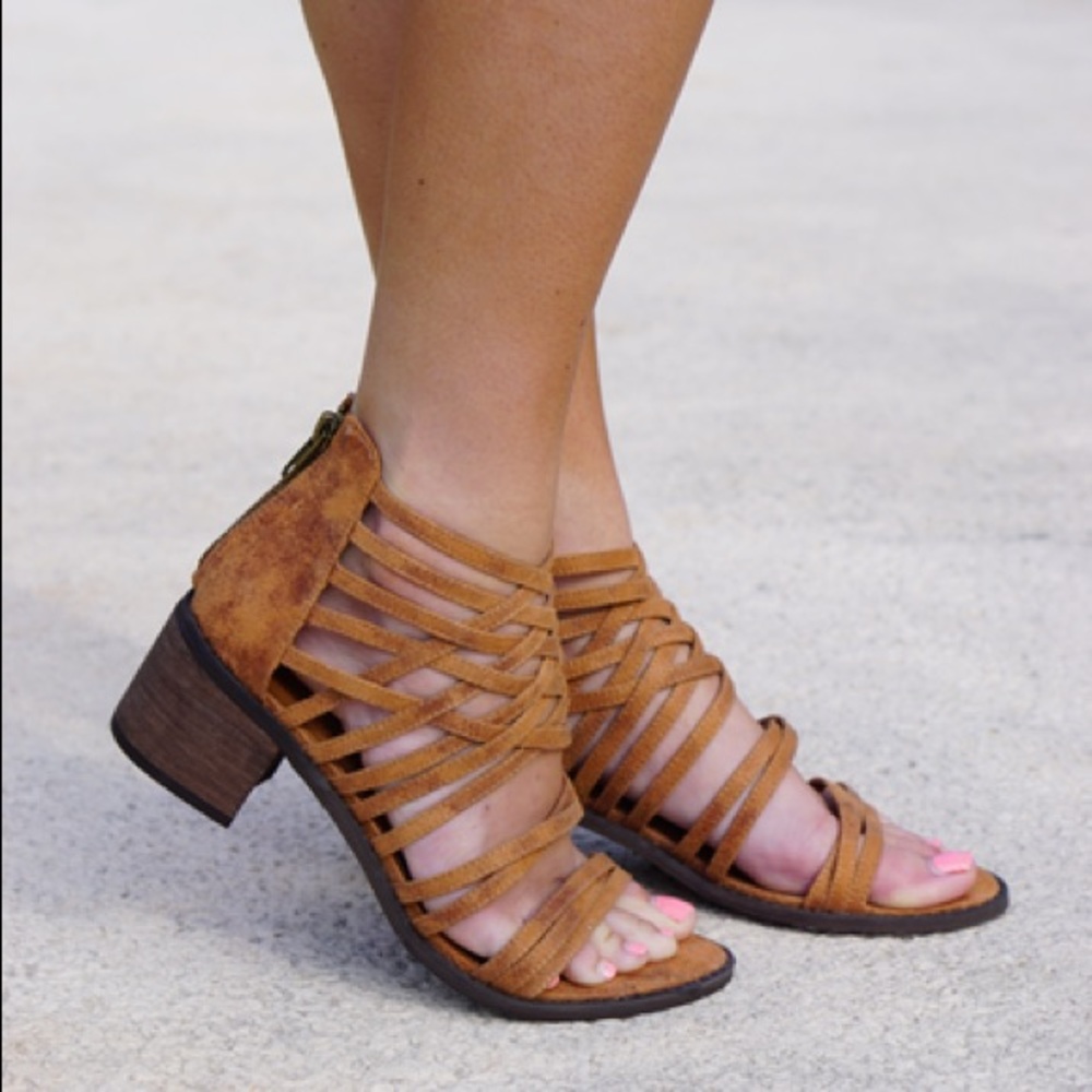 Tan Leather Crisscross Strappy Block Heel Sandal - Picture 2 of 8
