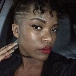 Meet your Posher, Hayley