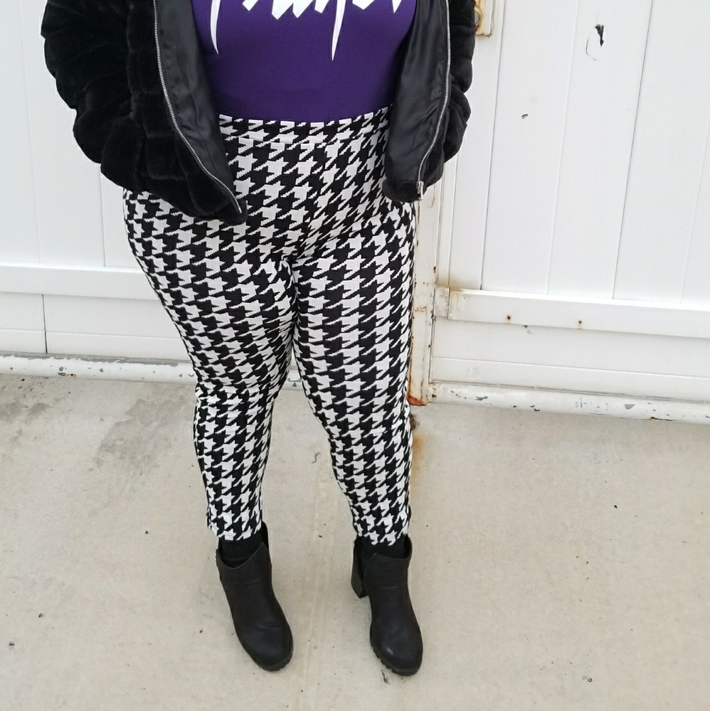 Plus size Hounds tooth pants