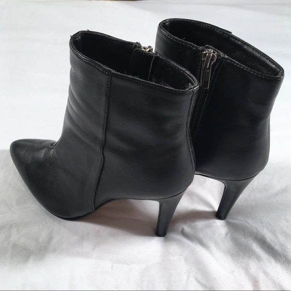 H&M Black Leather Ankle Heel Boots Size 7 - Picture 4 of 6