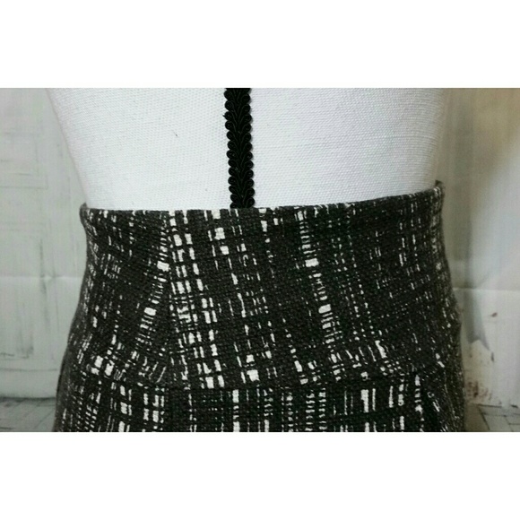 J. Crew Contessa black white Tweed Skirt Size 8 - Picture 5 of 7