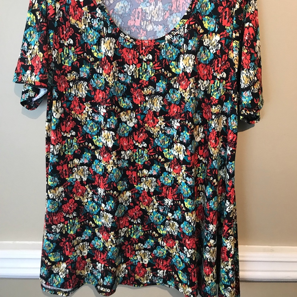 LulaRoe Perfect T NWT 2X
