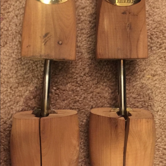 Allen Edmonds Chester Wingtips - Picture 4 of 4