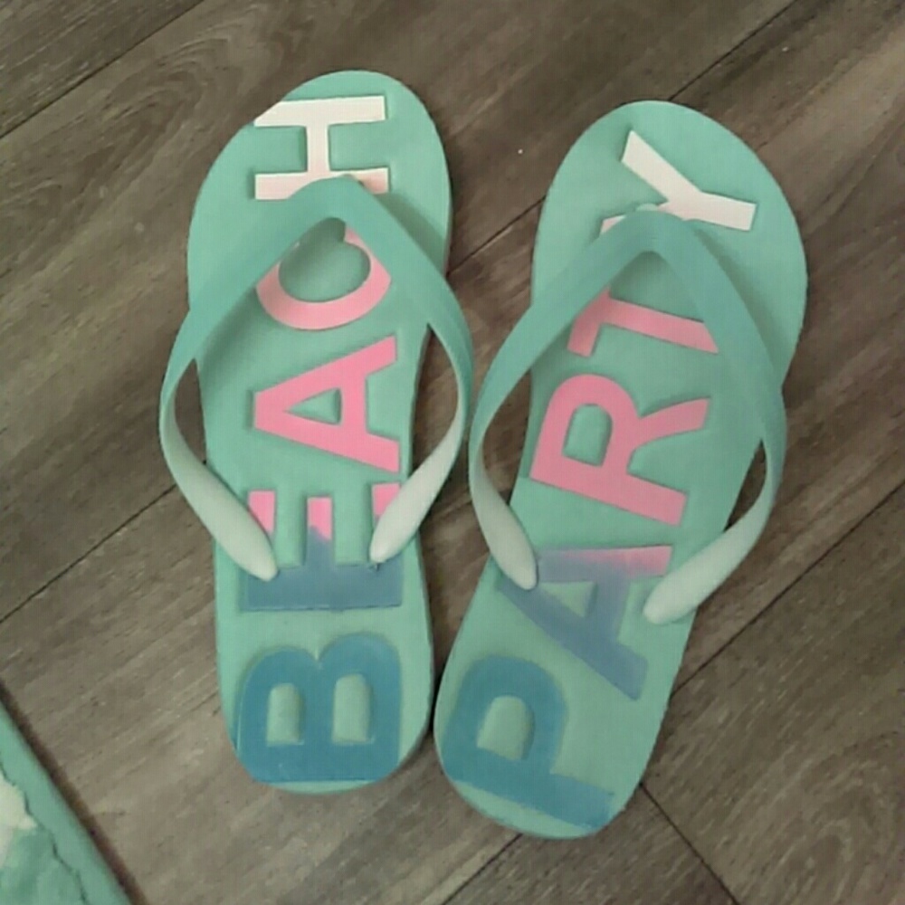 Cute Colorful Beach Party Flip Flops