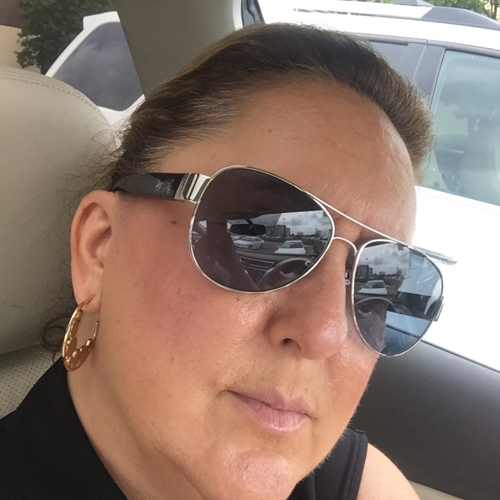 Meet your Posher, Tonya