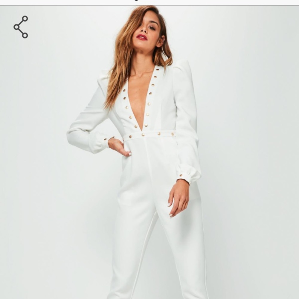 Misguided deep plunge white jumpsuit - Picture 2 of 5
