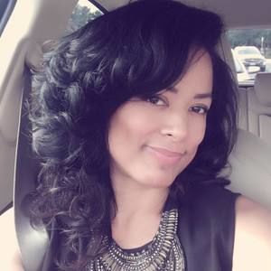 Meet your Posher, Denise