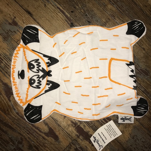 Young & Free Dribble Bib or Burp Clotb - Picture 2 of 3