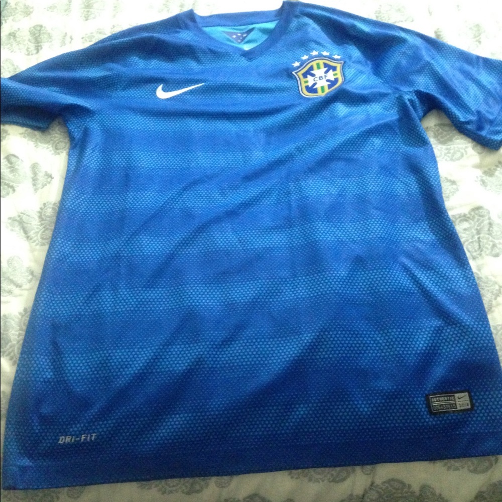 Nike soccer top