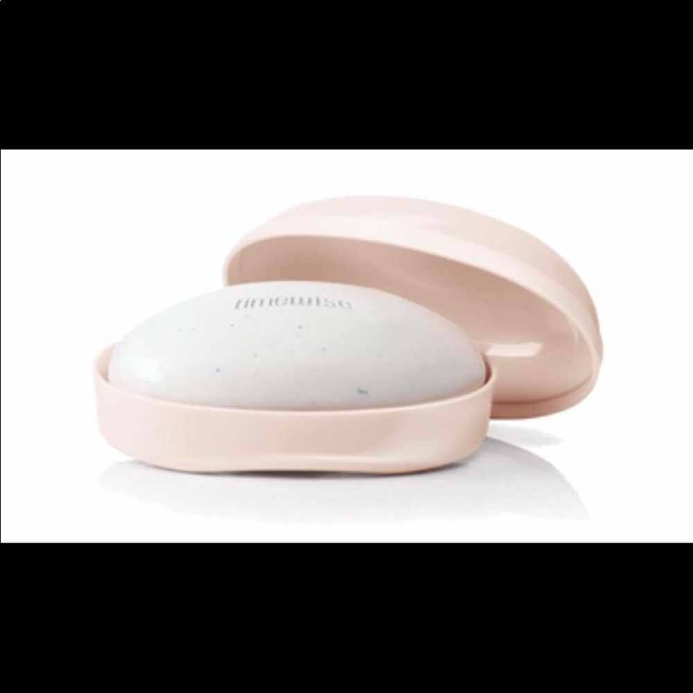 3 in 1 cleansing bar. Mary Kay