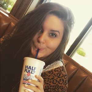 Meet your Posher, Riley