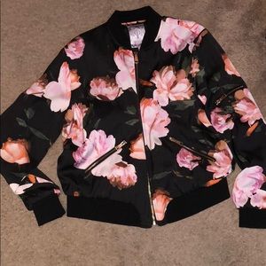 Flower bomber