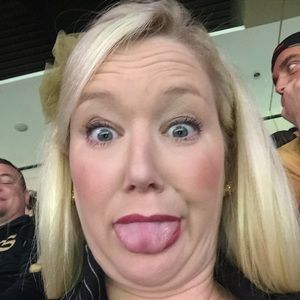 Meet your Posher, Holly