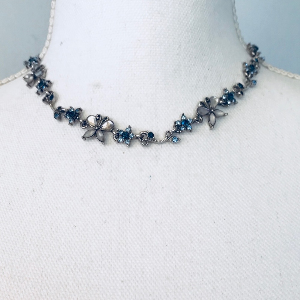 Blue Stones Collar Necklace