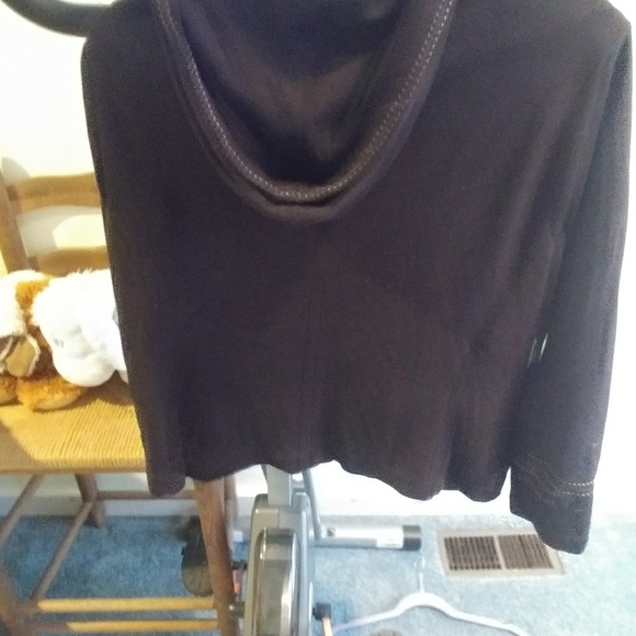 Women's light jacket with hood***2/5.00*** - Picture 4 of 5