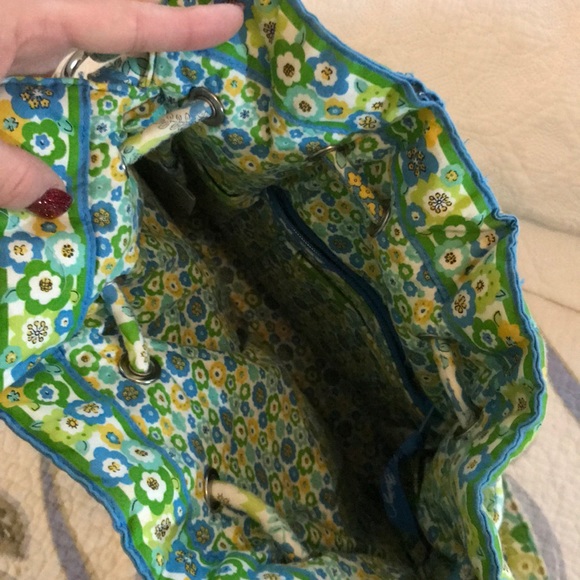 Vera bradley purse. English meadow pattern. - Picture 3 of 3