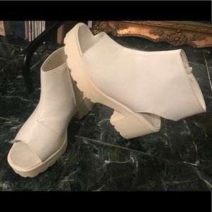 Truffle Collection White Sandal Platform Bootie