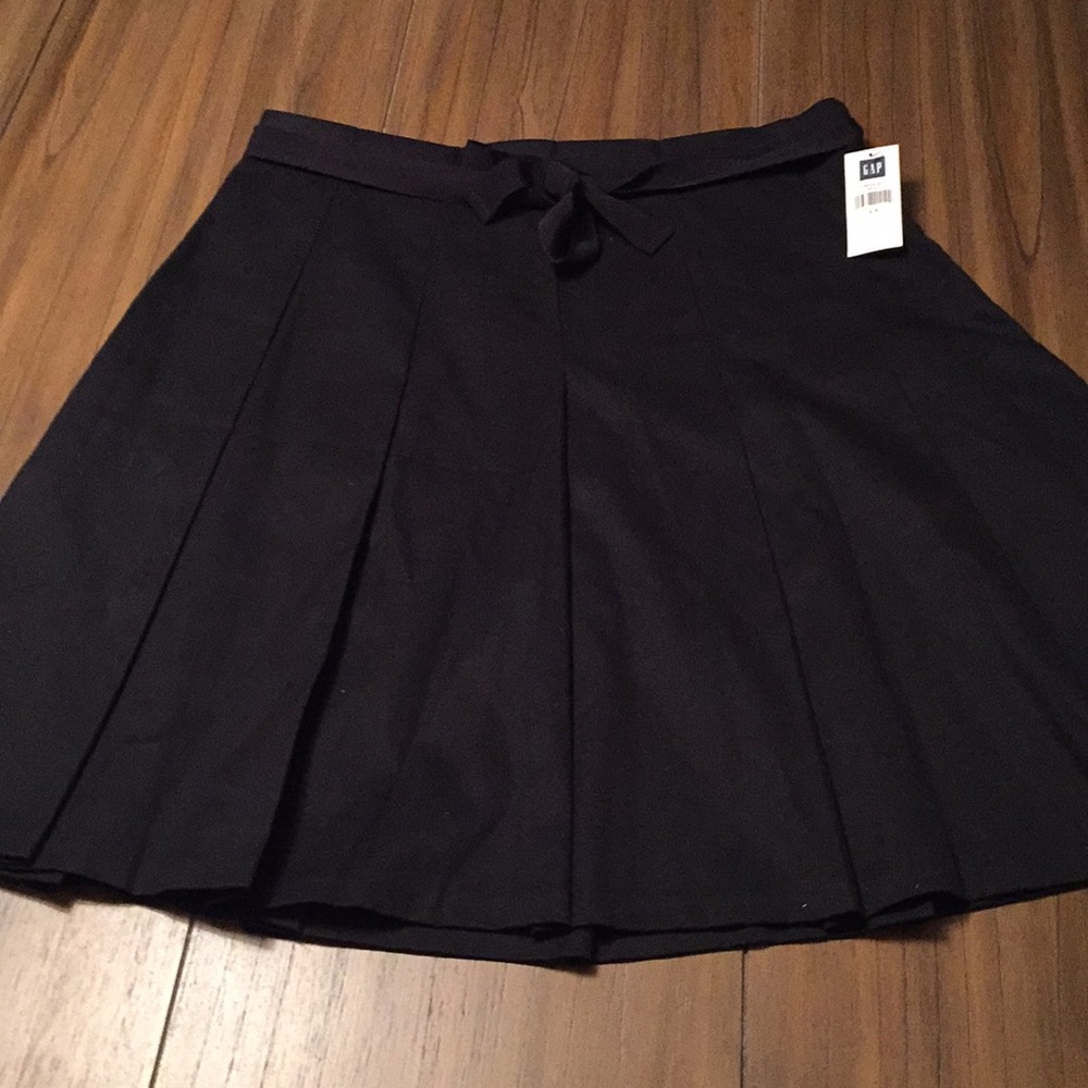 GAP Pleated Skirt Size 10