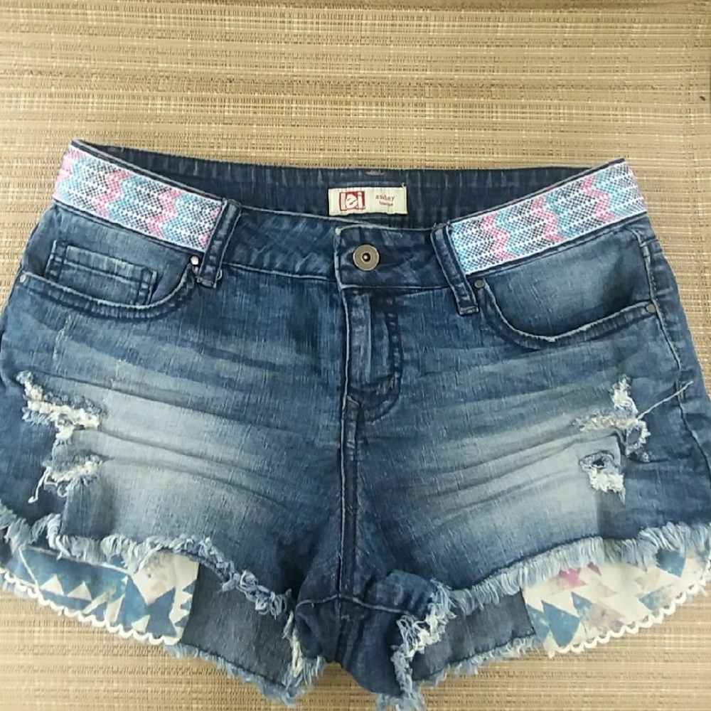 Lei brand jean shorts