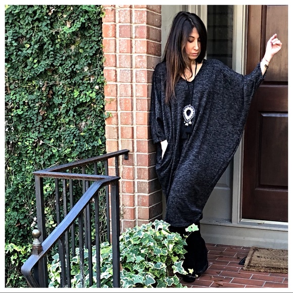 ♦️LAST ONE SALE♦️Charcoal black loose fit dress - Picture 2 of 8