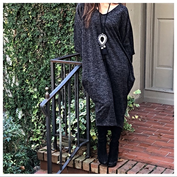 ♦️LAST ONE SALE♦️Charcoal black loose fit dress - Picture 7 of 8