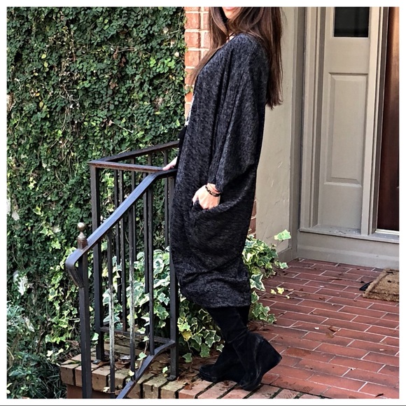 ♦️LAST ONE SALE♦️Charcoal black loose fit dress - Picture 8 of 8