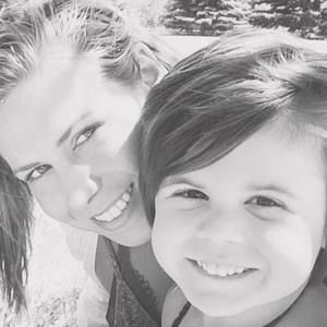 Meet your Posher, Kaylie