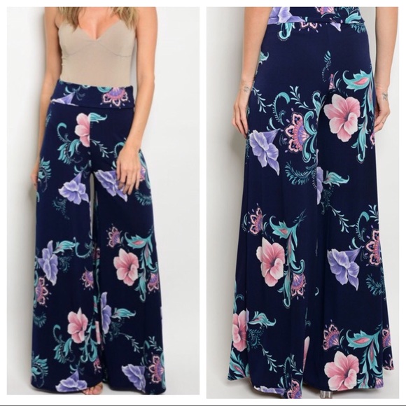 Pants - ✨LAST ONE ✨Wide leg navy blue floral pants