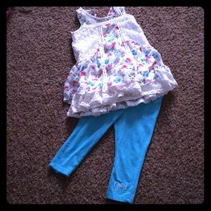 🚫SOLD🚫Floral top and matching leggings