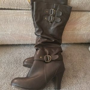 Dark brown heeled boots